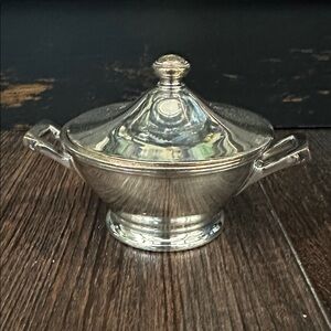 Vintage Deerpath Inn Elegant Silver Lidded Sugar Dish 5oz.